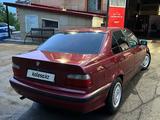 BMW 318 1991 года за 950 000 тг. в Караганда – фото 3