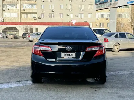 Toyota Camry 2014 года за 6 300 000 тг. в Атырау – фото 7