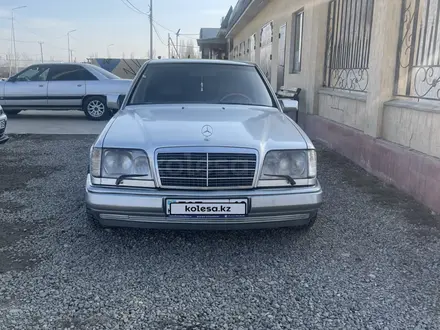 Mercedes-Benz E 320 1994 года за 3 150 000 тг. в Жаркент – фото 10