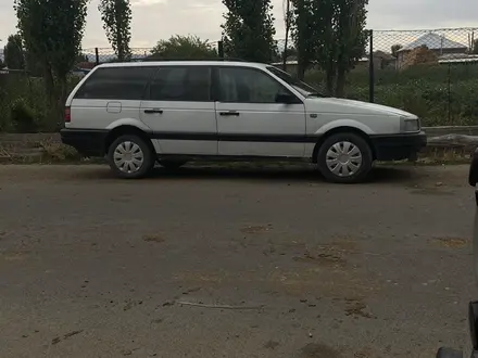 Volkswagen Passat 1992 года за 1 300 000 тг. в Тараз – фото 3