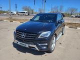 Mercedes-Benz ML 400 2014 годаүшін16 500 000 тг. в Караганда – фото 2