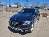 Mercedes-Benz ML 400 2014 годаүшін16 500 000 тг. в Караганда – фото 3