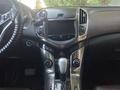 Chevrolet Cruze 2013 года за 3 500 000 тг. в Актобе – фото 13