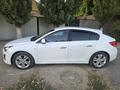 Chevrolet Cruze 2013 года за 3 500 000 тг. в Актобе – фото 2