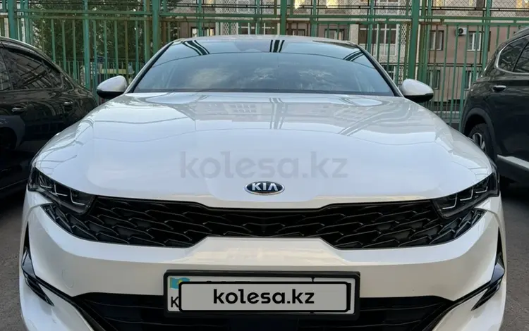 Kia K5 2021 года за 13 900 000 тг. в Астана