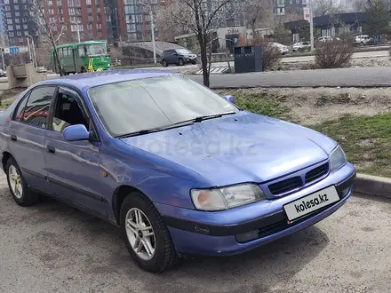 Toyota Carina E 1997 года за 1 500 000 тг. в Алматы – фото 3