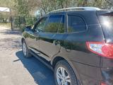 Hyundai Santa Fe 2010 годаүшін6 500 000 тг. в Семей – фото 3