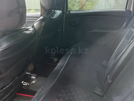 Renault Logan 2013 года за 2 200 000 тг. в Усть-Каменогорск – фото 6