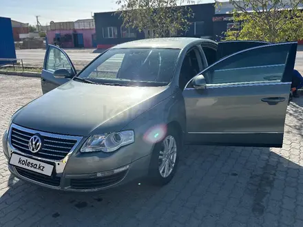 Volkswagen Passat 2007 года за 3 200 000 тг. в Актау – фото 5