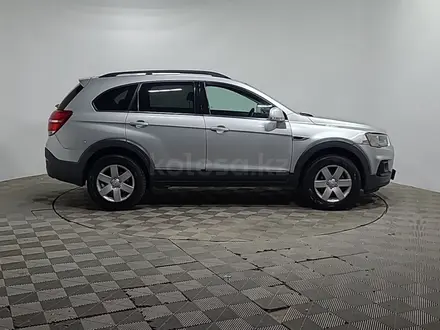 Chevrolet Captiva 2018 года за 6 750 000 тг. в Алматы – фото 4
