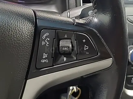 Chevrolet Captiva 2018 года за 6 750 000 тг. в Алматы – фото 19