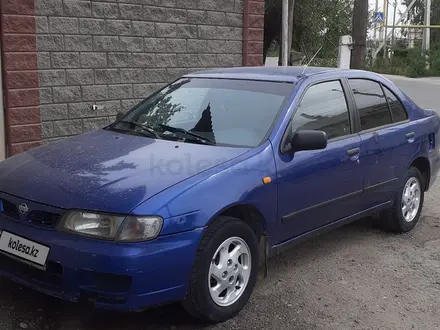 Nissan Almera 1999 года за 800 000 тг. в Алматы