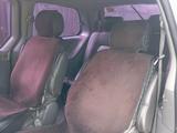 Kia Carnival 2002 годаүшін1 300 000 тг. в Жезказган – фото 5