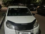 Renault Sandero 2012 года за 2 800 000 тг. в Караганда