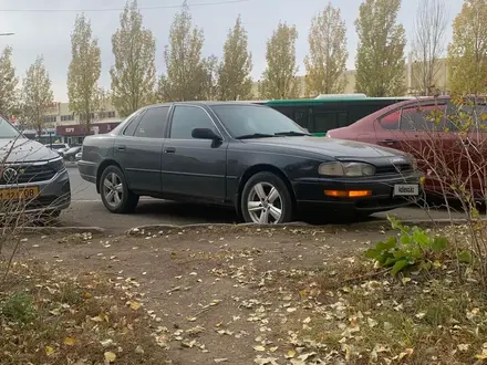 Toyota Camry 1993 года за 2 500 000 тг. в Астана – фото 2