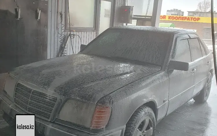 Mercedes-Benz E 280 1993 года за 2 300 000 тг. в Караганда