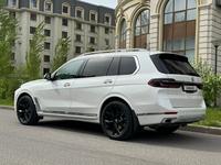 BMW X7 2023 года за 61 000 000 тг. в Астана