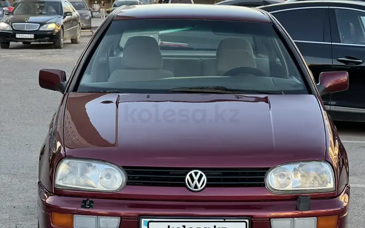 Volkswagen Golf 1996 годаүшін1 700 000 тг. в Астана