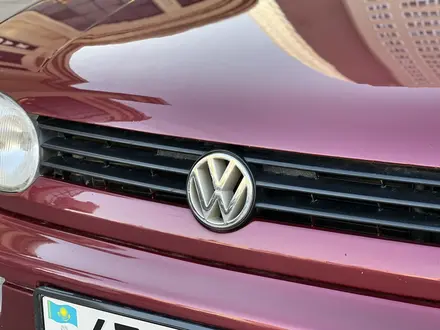 Volkswagen Golf 1996 года за 1 600 000 тг. в Астана – фото 10