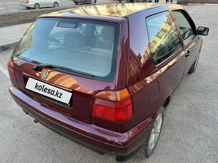 Volkswagen Golf 1996 года за 1 600 000 тг. в Астана – фото 16