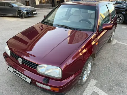 Volkswagen Golf 1996 года за 1 600 000 тг. в Астана – фото 19