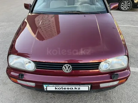 Volkswagen Golf 1996 года за 1 600 000 тг. в Астана – фото 20