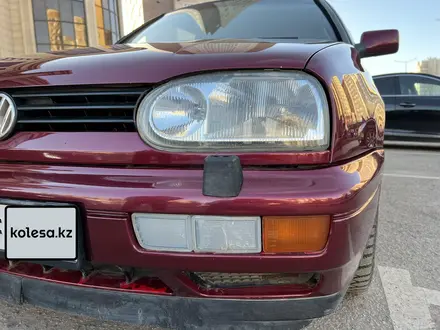 Volkswagen Golf 1996 года за 1 600 000 тг. в Астана – фото 24
