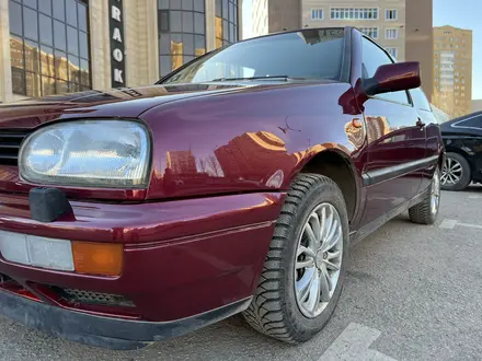 Volkswagen Golf 1996 года за 1 600 000 тг. в Астана – фото 25