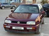 Volkswagen Golf 1996 года за 1 790 000 тг. в Астана – фото 4