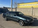 Mercedes-Benz E 320 1996 года за 3 100 000 тг. в Балхаш – фото 2
