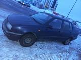 Volkswagen Vento 1994 года за 1 100 000 тг. в Астана – фото 2