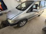 Opel Zafira 2001 года за 2 680 000 тг. в Жанаозен