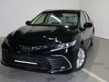 Toyota Camry Prestige 2023 года за 18 500 000 тг. в Актобе