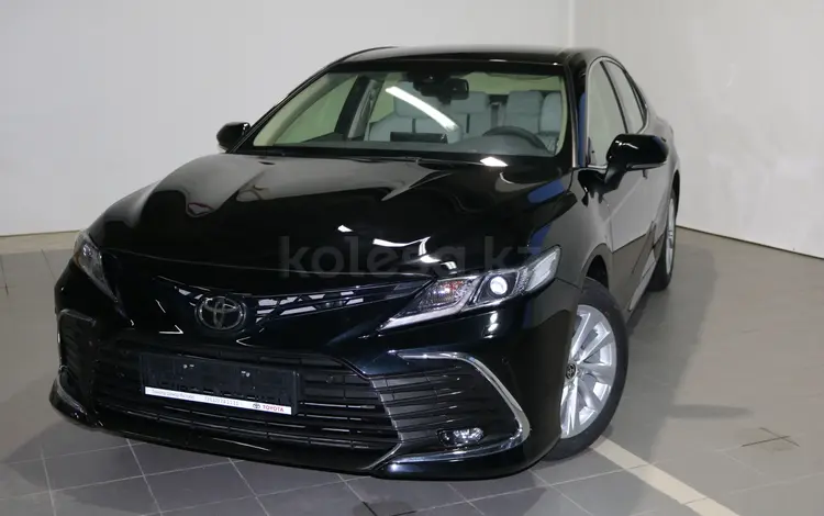 Toyota Camry Prestige 2023 года за 18 500 000 тг. в Актобе