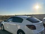 Chevrolet Cruze 2015 годаfor4 000 000 тг. в Астана – фото 4