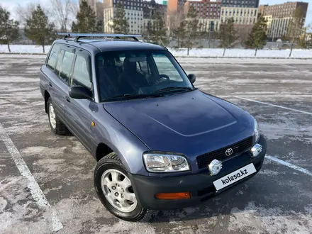 Toyota RAV4 1997 года за 3 500 000 тг. в Астана – фото 6