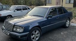 Mercedes-Benz E 200 1992 года за 1 490 000 тг. в Уральск