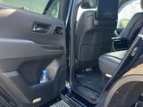 С ВОДИТЕЛЕМ! Аренда авто Прокат Крузак Крузер Toyota Land Cruiser 300 в Астана – фото 5