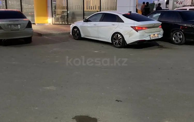 Hyundai Elantra 2022 годаүшін8 500 000 тг. в Атырау