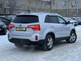 Kia Sorento 2012 годаүшін9 400 000 тг. в Актобе – фото 5