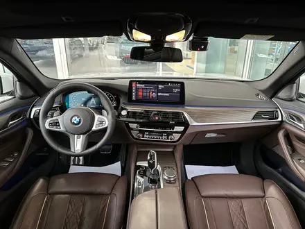 BMW 530 2021 года за 25 000 000 тг. в Алматы – фото 11