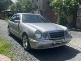 Mercedes-Benz E 230 1998 года за 2 800 000 тг. в Павлодар – фото 3
