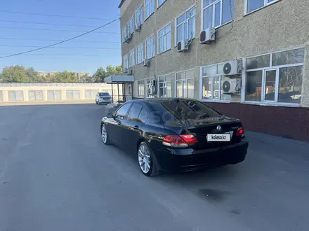 BMW 760 2005 года за 6 000 000 тг. в Алматы – фото 4