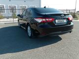 Toyota Camry 2021 годаfor14 500 000 тг. в Атырау – фото 3