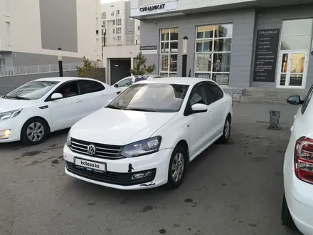 Volkswagen Polo 2015 года за 4 600 000 тг. в Астана