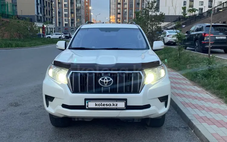 Toyota Land Cruiser Prado 2019 года за 19 500 000 тг. в Актобе
