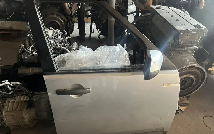 Дверь передняя правая для Ленд Ровер Дискавери 4үшін150 000 тг. в Алматы
