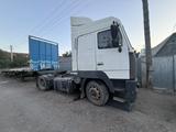 МАЗ  5440 2004 годаүшін2 500 000 тг. в Уральск – фото 2