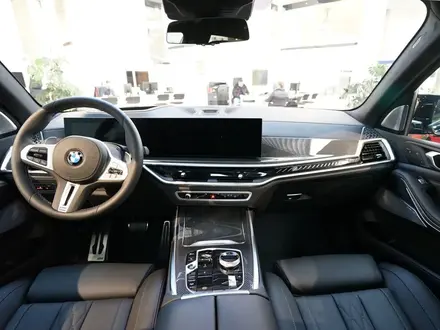 BMW X7 2023 года за 75 000 000 тг. в Алматы – фото 4