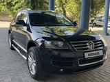 Volkswagen Touareg 2006 года за 5 800 000 тг. в Шымкент – фото 3